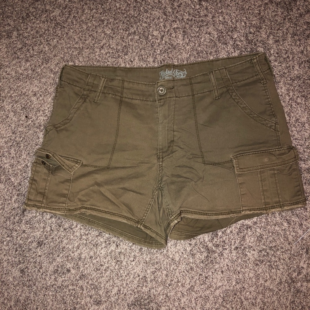 Women’s shorts. Size 16